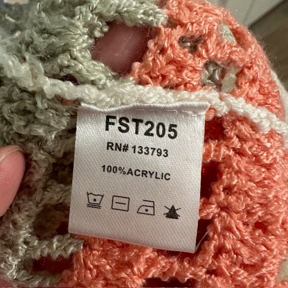 POL Crochet Hooded Boho Cardigan NWOT Size: Small (Oversized) - Picture 10 of 10